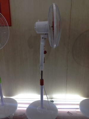 【2014年夏季時(shí)尚落地扇 簡(jiǎn)約時(shí)尚】?jī)r(jià)格,廠家,圖片,電風(fēng)扇/電扇,慈溪市和美電器廠-